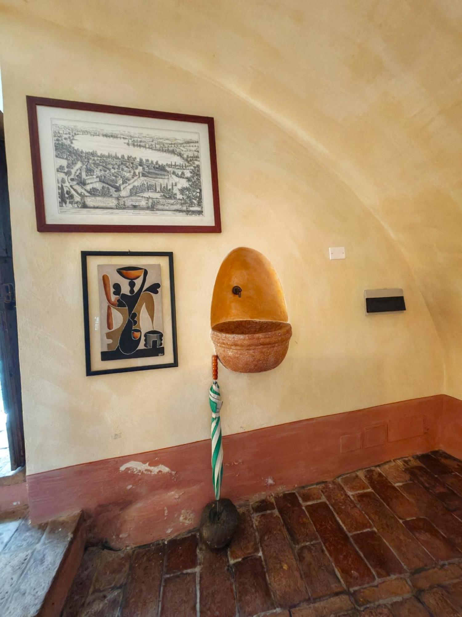 Appartement La Dimora Nel Castello à Castellaro  Extérieur photo