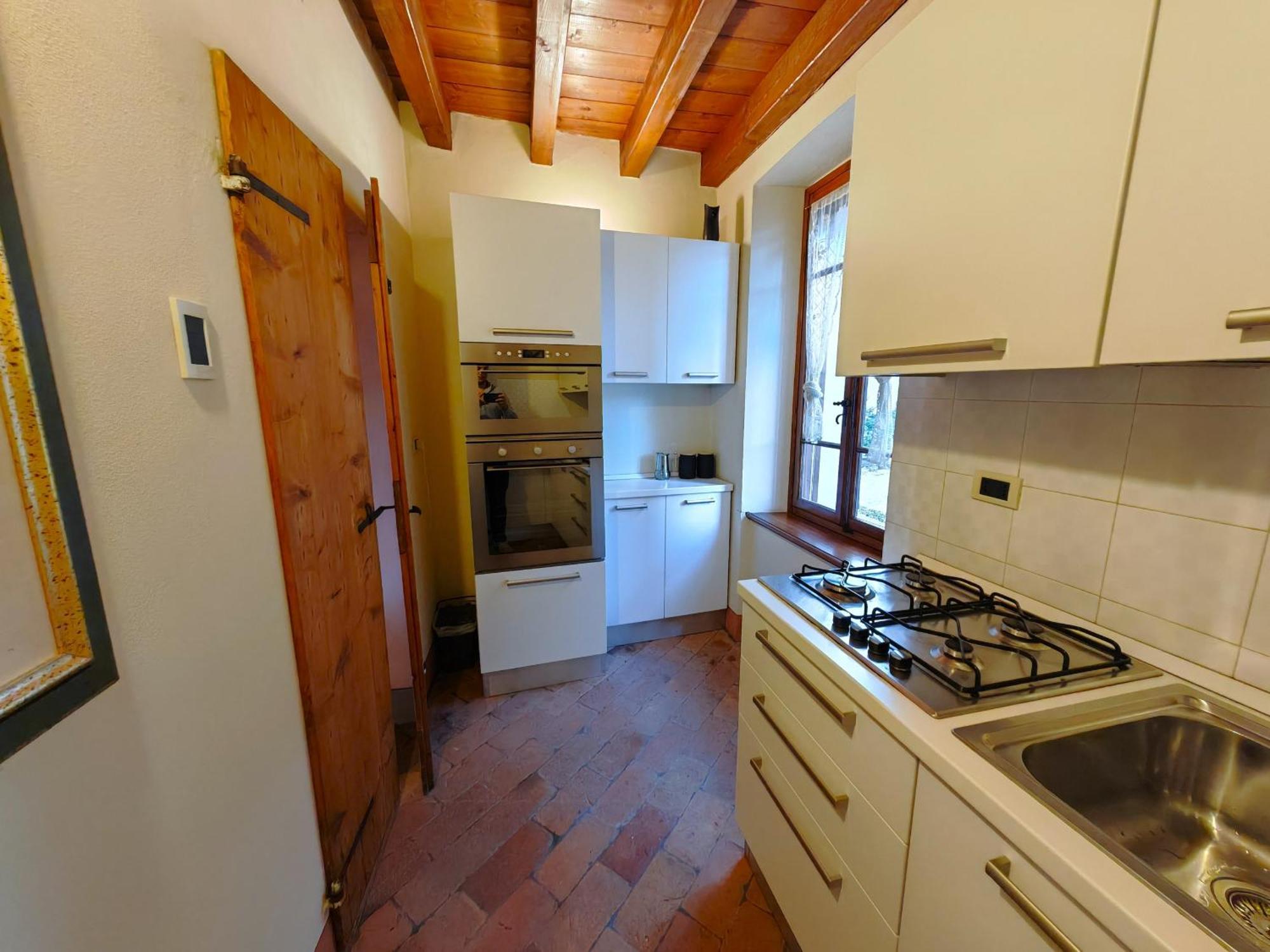 Appartement La Dimora Nel Castello à Castellaro  Extérieur photo