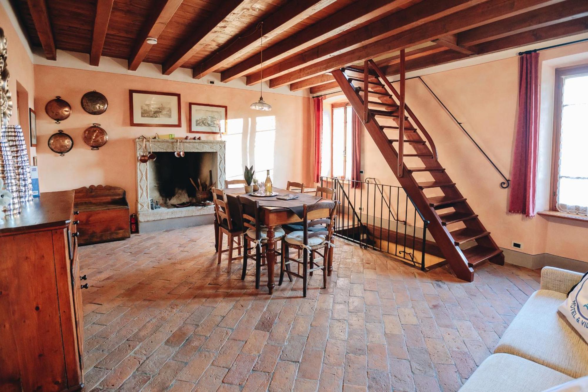 Appartement La Dimora Nel Castello à Castellaro  Extérieur photo