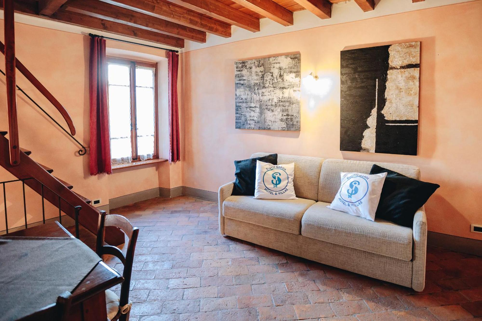 Appartement La Dimora Nel Castello à Castellaro  Extérieur photo